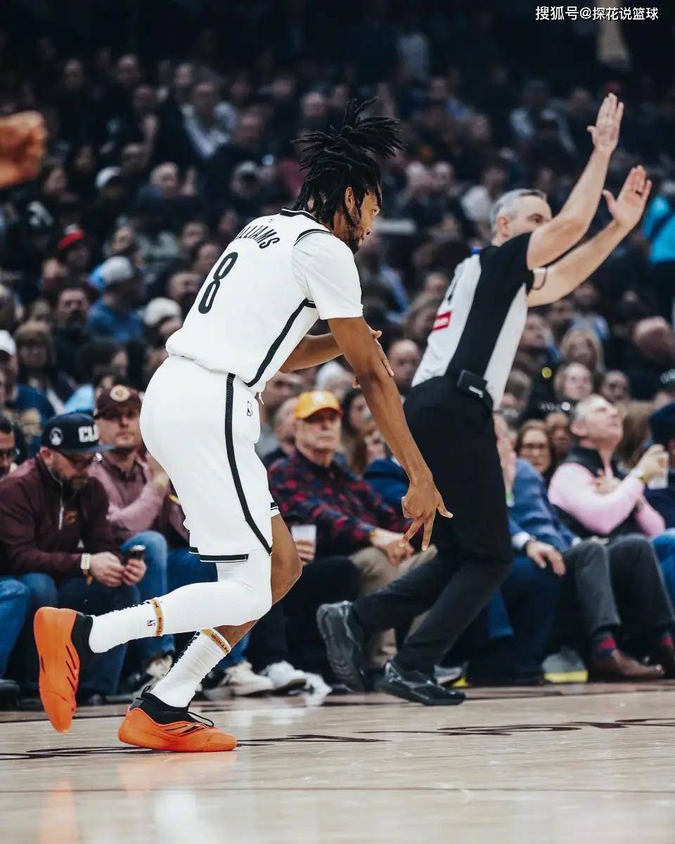 篮网惨败骑士，遭遇连败