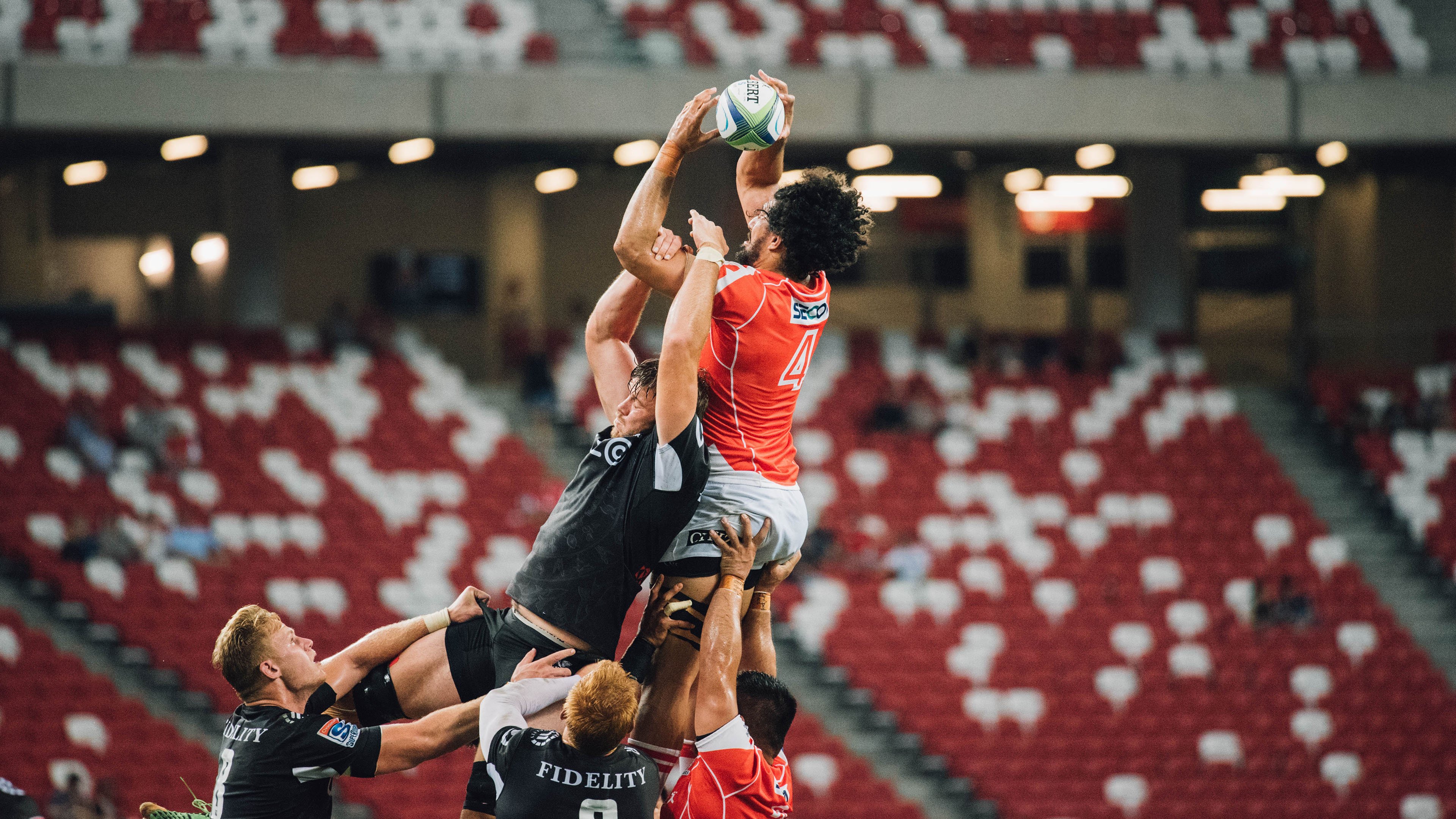 恩比德火热状态引爆全场，湖人队跨洋力克吉林队夺胜