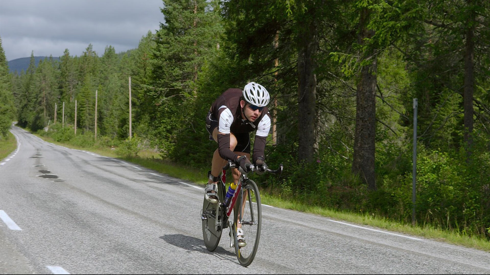 开云体育APP下载-鏖战绿军，郭艾伦那记突破，刺破的不只是波士顿的夜