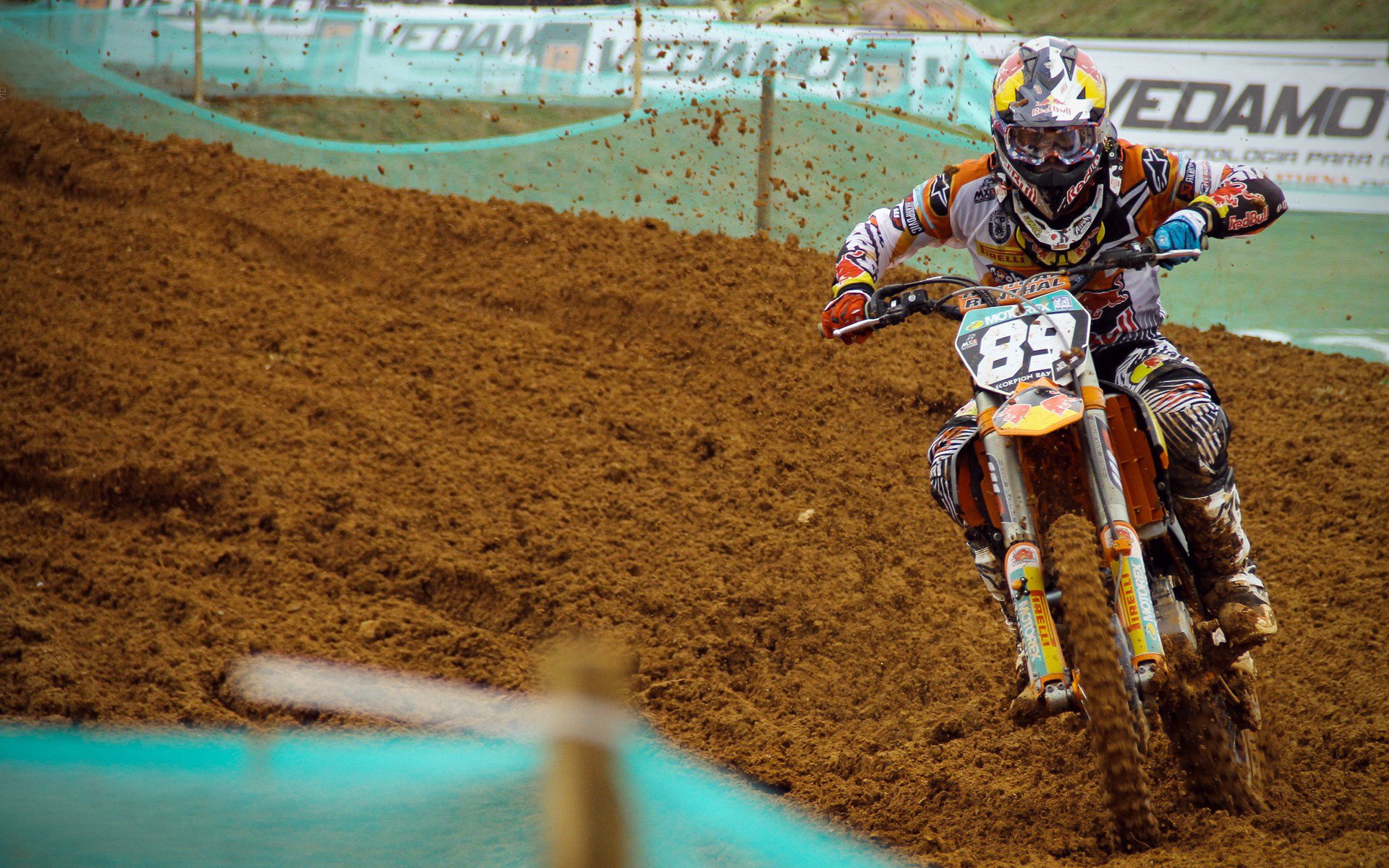 开云体育下载-金墙崩塌时，辛杜涅槃之火与亚洲羽坛新章